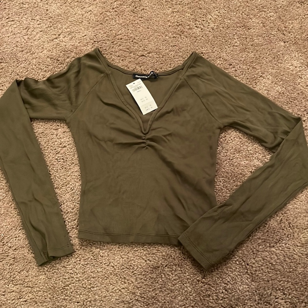 Abercrombie Long Sleeve Crop Top